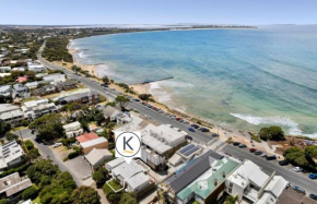 Beach House at Lonnie, Point Lonsdale